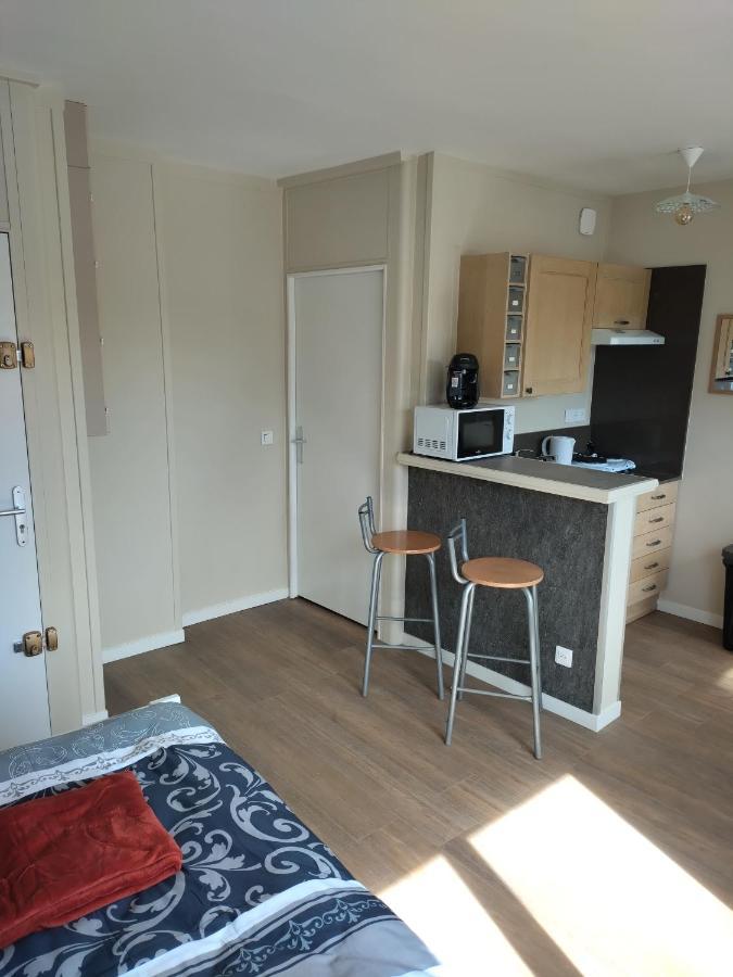 Studio 9 Proche De La Gare Sncf Apartment อองกูแลม ภายนอก รูปภาพ